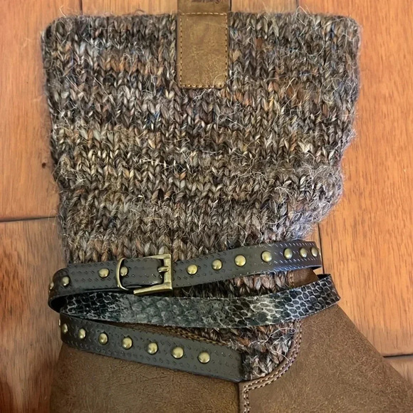 Muk Luks Women's Kim Boots Size 9 - Picture 6 of 10